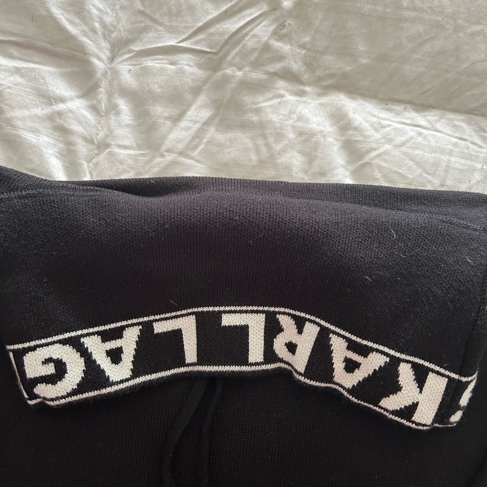 Black sweater with White Stripes - Picture 6 of 8